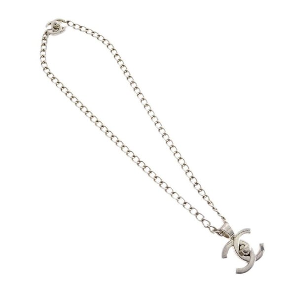 Chanel Turnlock Silver Chain Pendant Necklace 96P 121111 - Picture 1 of 4